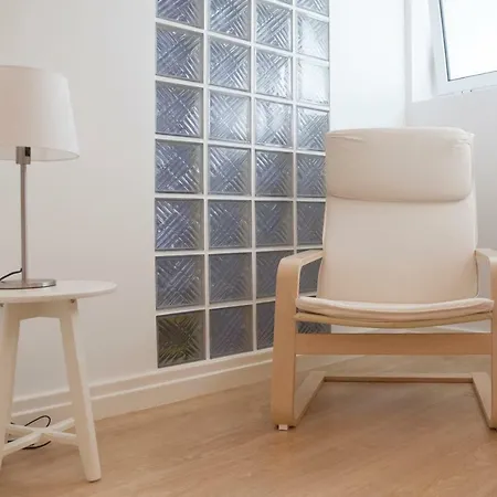 Casa Do Colegio Downtown Private 61 게스트하우스 Ponta Delgada